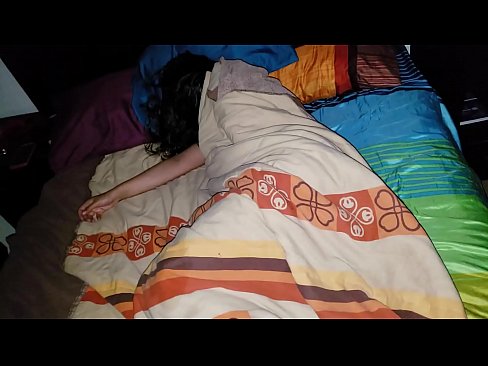 ❤️ Stepson mắng mẹ kế trẻ của mình trong khi bà ngủ. ❤ Sluts tại khiêu dâm% vi.verhentai.ru%